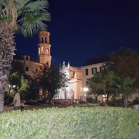 Lägenhet Legcevic Kaštela