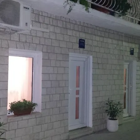 Apartment Legcevic *
