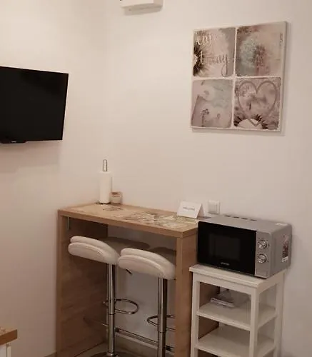 Legcevic Lejlighed Kaštela