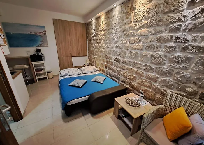 Legcevic * Kaštela